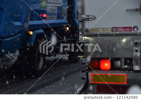 駕駛雪路 駕駛雪路 121142080