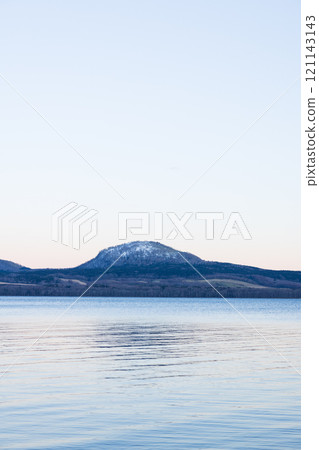 Sunset at Lake Kussharo in eastern Hokkaido in winter Sunset at Lake Kussharo in eastern Hokkaido in winter 121143143