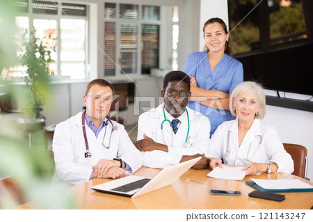 Snapshot of successful positive clinic staff for social networks and promotion of clinic sales Snapshot of successful positive clinic staff for social networks and promotion of clinic sales 121143247