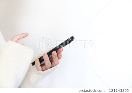 方便使用智能手機 121143295