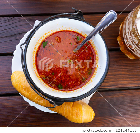 Mexican tomato soup with bean 121144113