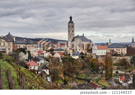View of Kutna Hora, Czech republic 121149337