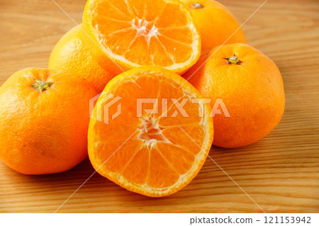 Delicious Wakayama Arita mandarins Delicious Wakayama Arita mandarins 121153942