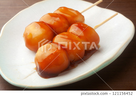 Mitarashi dumpling  121156452