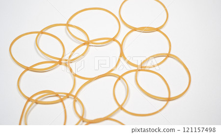 rubber band 121157498