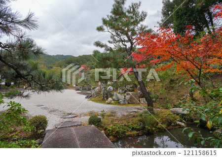 Konchi-in Temple in Nanzen-ji Temple, Kyoto, is home to the Toshogu Shrine, which enshrines the remains of Tokugawa Ieyasu's hair. Konchi-in Temple in Nanzen-ji Temple, Kyoto, is home to the Toshogu Shrine, which enshrines the remains of Tokugawa Ieyasu's hair. 121158615