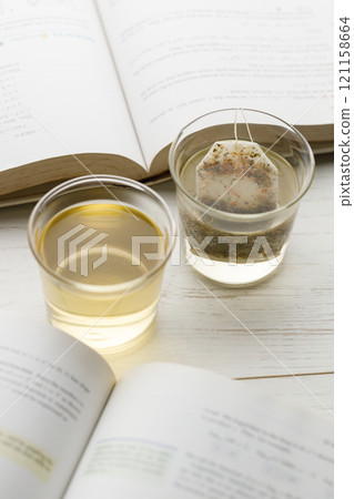 glass of hot tea and tea bag glass of hot tea and tea bag 121158664