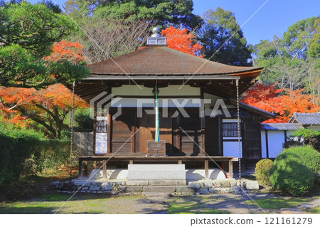 秋天的三井寺（大津市禦報社） 121161279