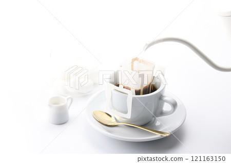 Brewing coffee with a drip bag Brewing coffee with a drip bag 121163150