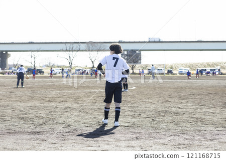 國小隊踢足球 121168715