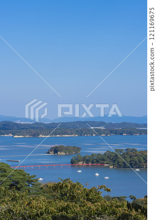[Vertical photo] Scenery of Matsushima, one of the Three Views of Japan 121169675