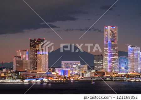 《神奈川縣》橫濱港未來夜之夜特別燈光夜景 121169852