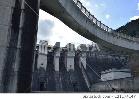 日吉水壩(京都府南丹市) 日吉水壩(京都府南丹市) 121174147