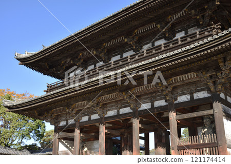 世界遺產仁和寺仁王門【重要文化財產】 世界遺產仁和寺仁王門【重要文化財產】 121174414