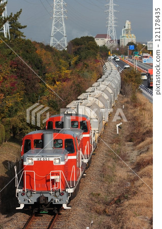 衣浦臨海鐵道_碧南線運轉的KE65型內燃機車貨運列車_2024年12月13日拍攝的照片 衣浦臨海鐵道_碧南線運轉的KE65型內燃機車貨運列車_2024年12月13日拍攝的照片 121178435