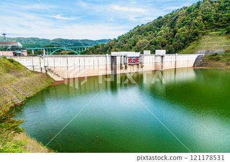 Gassan Dam, Yamagata 121178531
