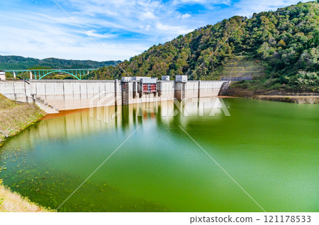 Gassan Dam, Yamagata 121178533