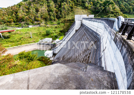 Gassan Dam, Yamagata 121178538
