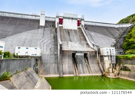 Gassan Dam, Yamagata 121178544