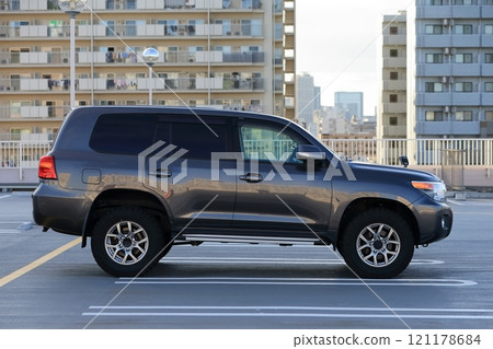 Domestic SUV image Domestic SUV image 121178684