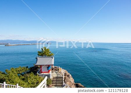 The blue Pacific Ocean in the morning and Kaizumi Shrine 121179128