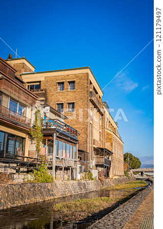 Autumn morning at Kamogawa River, Kyoto 121179497