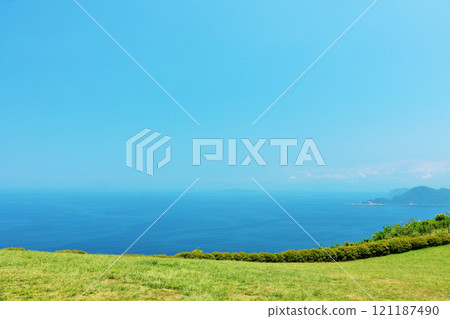 Yamaguchi Prefecture: Blue Sky and Sea of Senjojiki Yamaguchi Prefecture: Blue Sky and Sea of Senjojiki 121187490