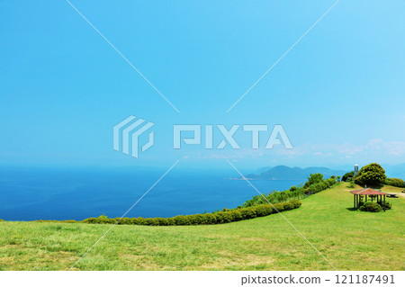 Yamaguchi Prefecture: Blue Sky and Sea of Senjojiki Yamaguchi Prefecture: Blue Sky and Sea of Senjojiki 121187491