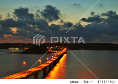 Yamaguchi Prefecture Tsunoshima Bridge at night Yamaguchi Prefecture Tsunoshima Bridge at night 121187498