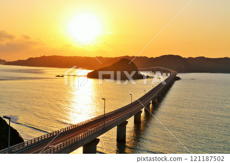 Yamaguchi Prefecture Tsukushima Ohashi Bridge at dusk 121187502
