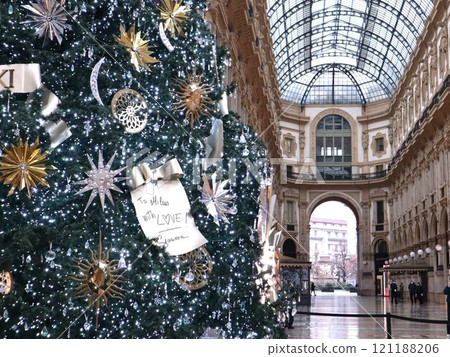 Milan Galleria Christmas Tree 121188206