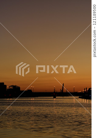 Sunset glow of the Kushiro River 121189500