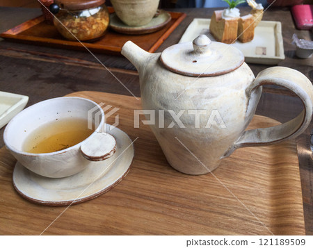 Pottery, pot, pottery, Mashiko ware, roasted green tea Pottery, pot, pottery, Mashiko ware, roasted green tea 121189509