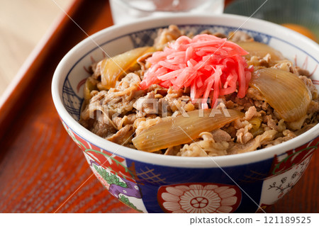 beef bowl  121189525