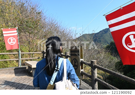 A female tourist visiting Innoshima Suigun Castle A female tourist visiting Innoshima Suigun Castle 121190092