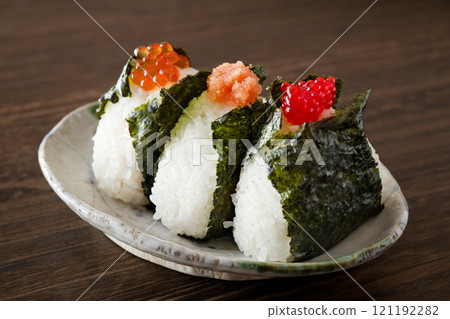 飯糰（筋魚子、明太子、鮭魚子） 121192282