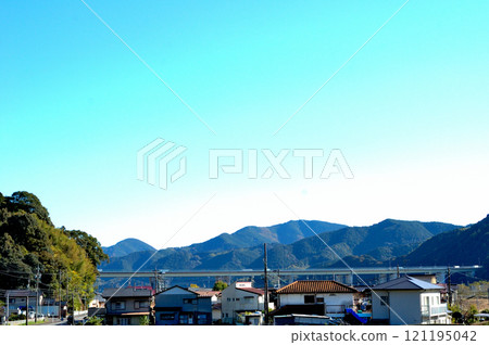 Satoyama scenery on the outskirts of Shizuoka City with the bridge over the Tomei Expressway No. 2 Satoyama scenery on the outskirts of Shizuoka City with the bridge over the Tomei Expressway No. 2 121195042
