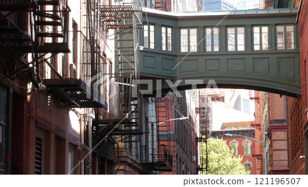 New York City Staple street skybridge. Industrial architecture, red brick building. Manhattan, USA. 121196507