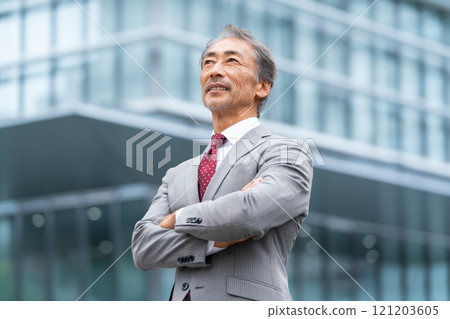 商務高級男性肖像 121203605