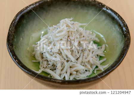 Boiled whitebait, sun-dried whitebait 121204947