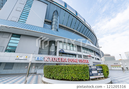 Kyocera Dome Osaka, Osaka City, Osaka Prefecture, where various events are held 121205316