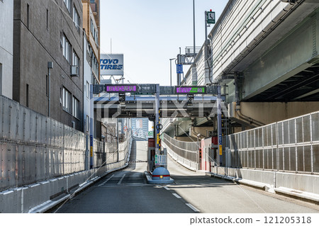 城市快速路入口（立交） 121205318