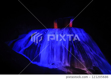 Fukuroda Falls in Ibaraki Prefecture, one of Japan's three most famous waterfalls, illuminated in the darkness 121205686