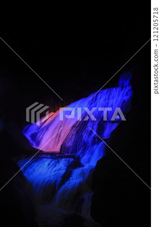 Fukuroda Falls in Ibaraki Prefecture, one of Japan's three most famous waterfalls, illuminated in the darkness Fukuroda Falls in Ibaraki Prefecture, one of Japan's three most famous waterfalls, illuminated in the darkness 121205718