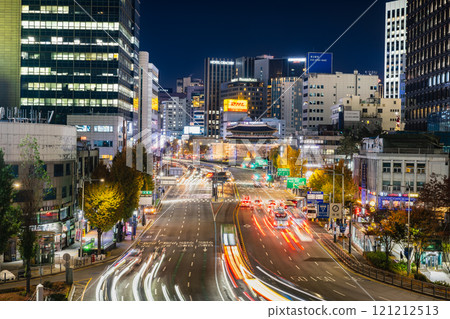 首爾世宗大路和南大門的夜晚 121212513
