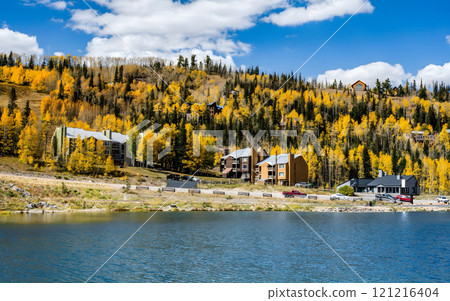 Autumn Lakefront Community Autumn Lakefront Community 121216404