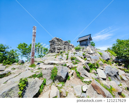 夏季攀登希雅山、貓山（希雅山頂） 121217629