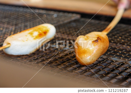 Baked sasa kamaboko on a grill - Hand-baked experience 121219287