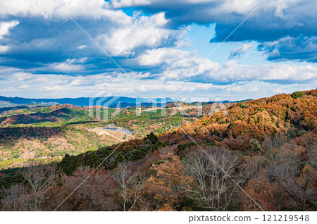 奈良市若草山鶯塚古墳的風景 121219548