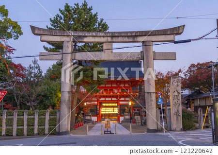 Autumn in Kyoto: Yasaka Shrine before dawn, South Tower Gate and stone torii gate 121220642